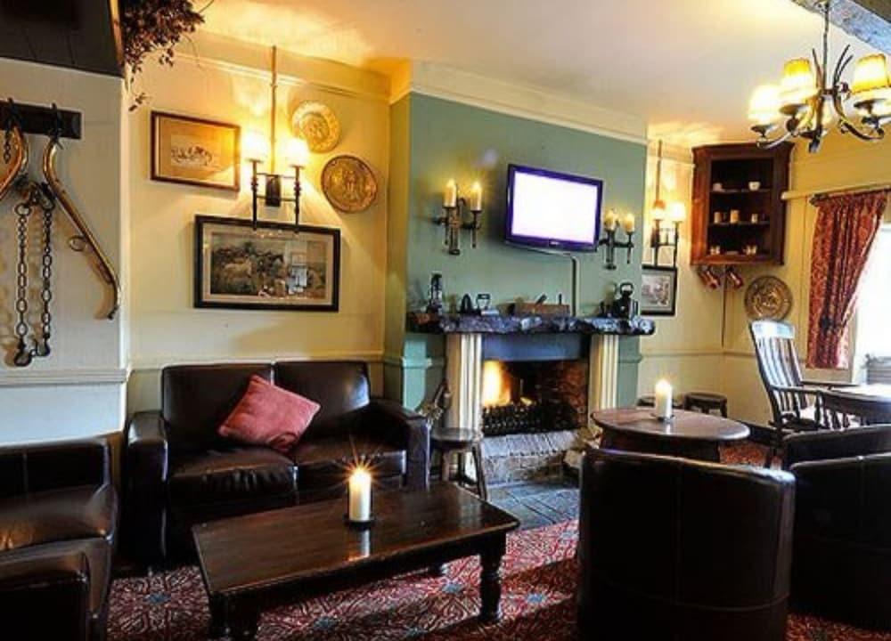 The Colesbourne Inn Exterior photo