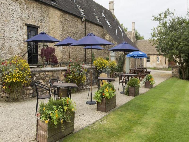 The Colesbourne Inn Exterior photo