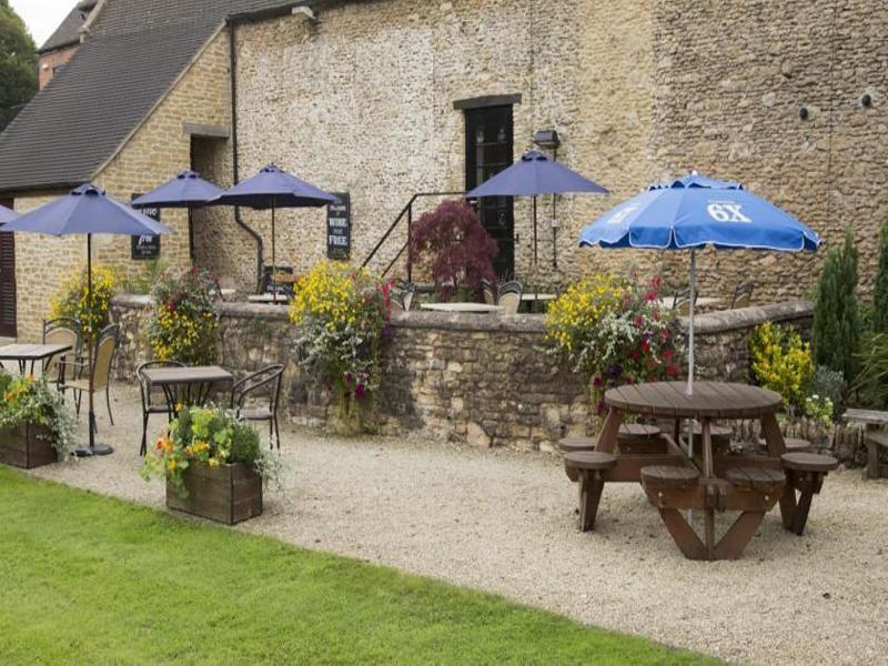 The Colesbourne Inn Exterior photo